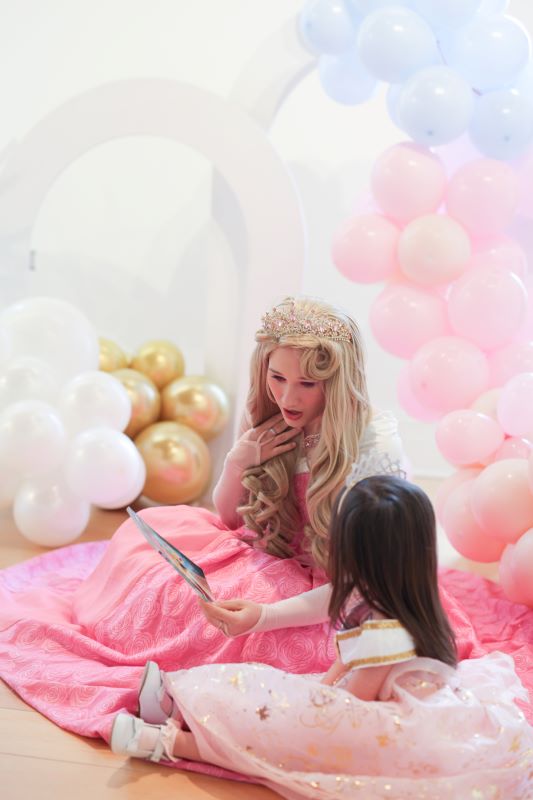 Enchanted Ball decorations and atmosphere